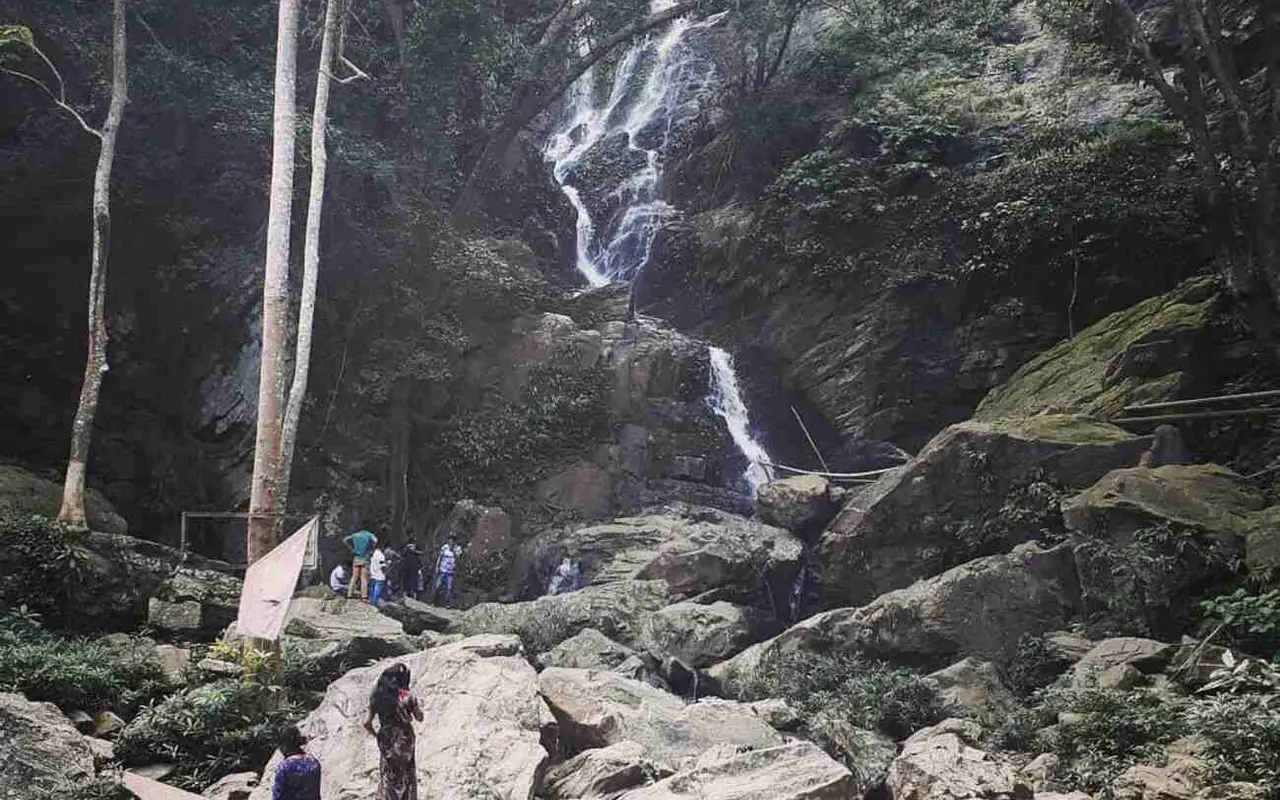Akashiganga Waterfall: A Pilgrimage of Purification and Adventure