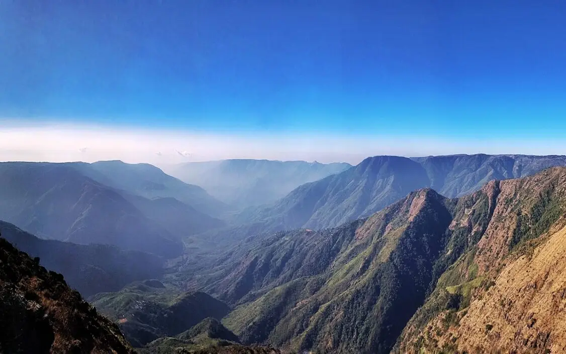 Laitlum Canyon, the most popular spot of Meghalaya
