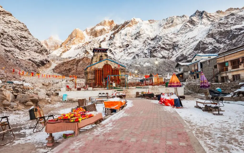 Kedarnath and Badrinath distance – How to travel and complete your spiritual journey  