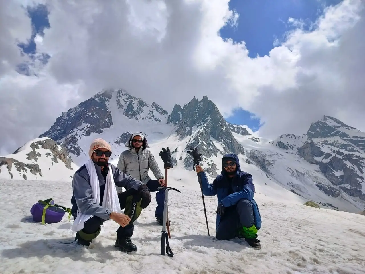 Amazing Hampta Pass Trek with Chandratal Lake